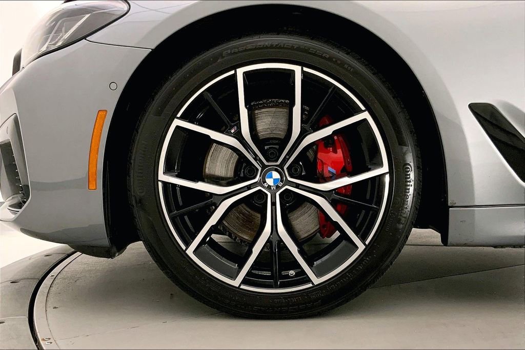 Certified 2023 BMW 530i xDrive w/ M Sport Package AWD/4WD image 8