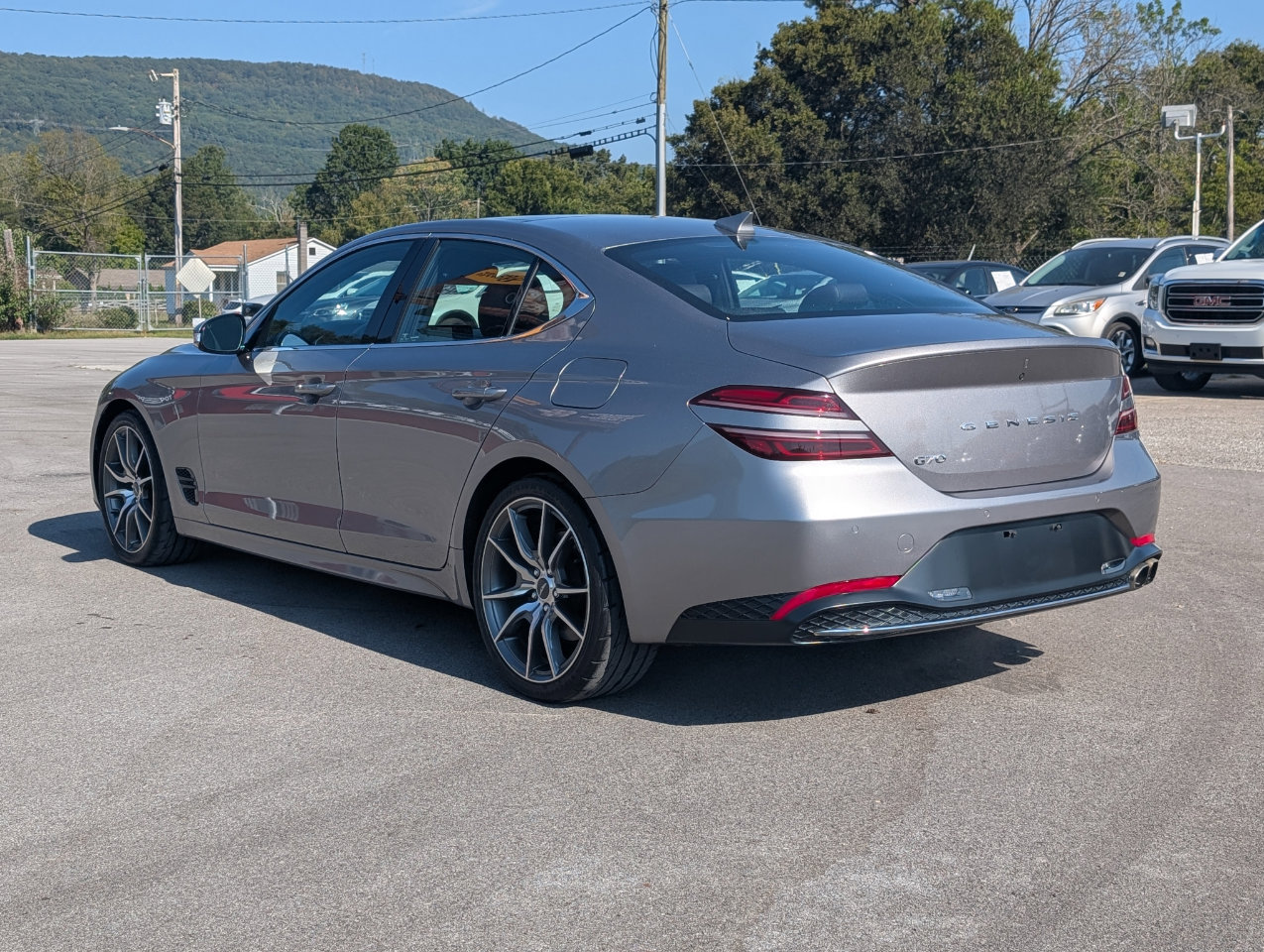 Used 2022 Genesis G70 2.0T w/ Prestige Package image 3