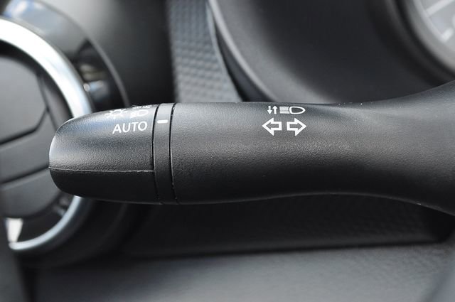 Used 2024 Nissan Kicks SV image 30