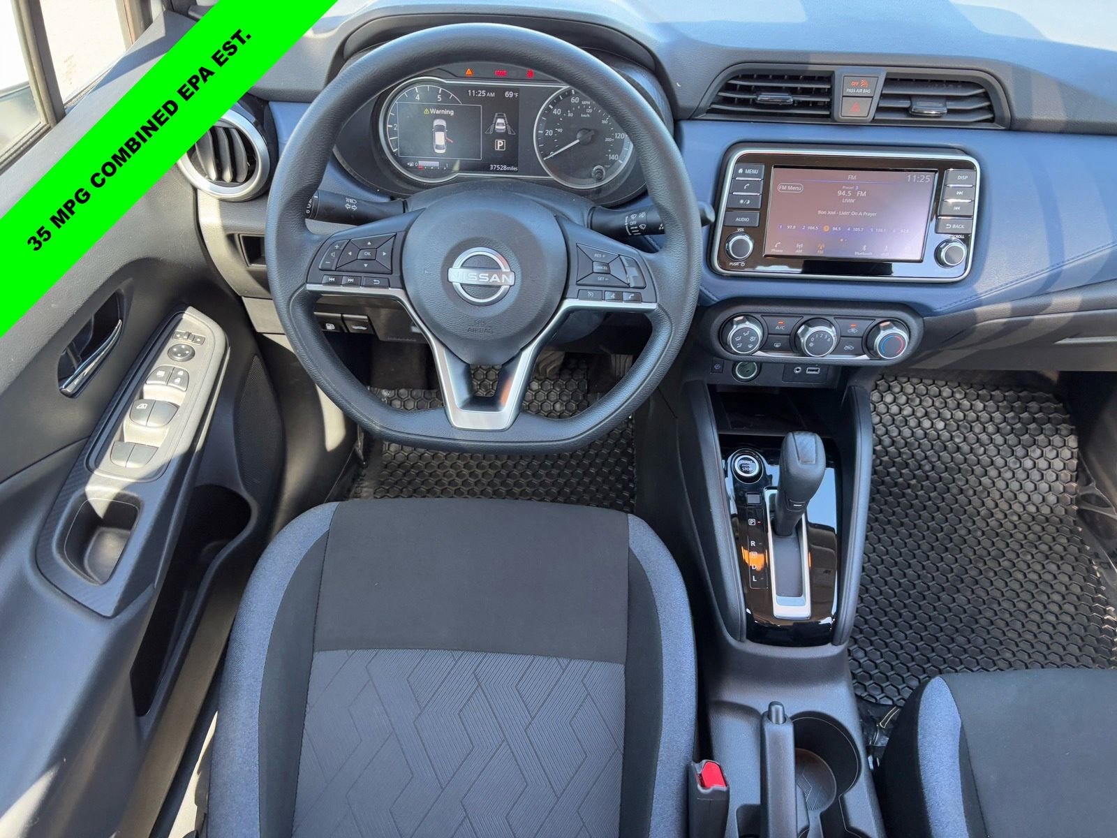 Used 2025 Nissan Versa SV image 13
