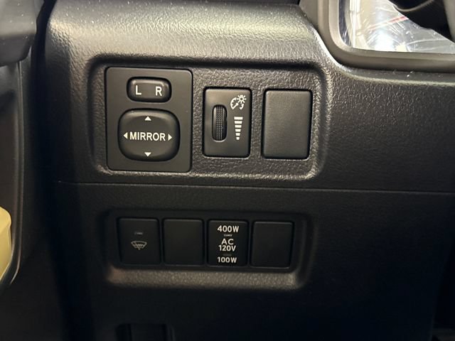 Used 2019 Toyota 4Runner SR5 AWD/4WD image 35
