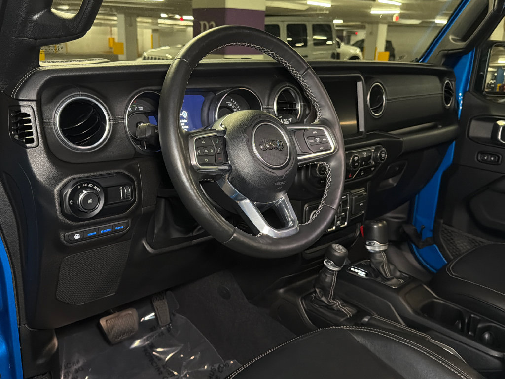 Used 2023 Jeep Wrangler Unlimited Sahara w/ Cold Weather Group AWD/4WD image 20