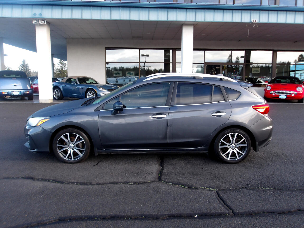 Used 2018 Subaru Impreza 2.0i Limited image 2