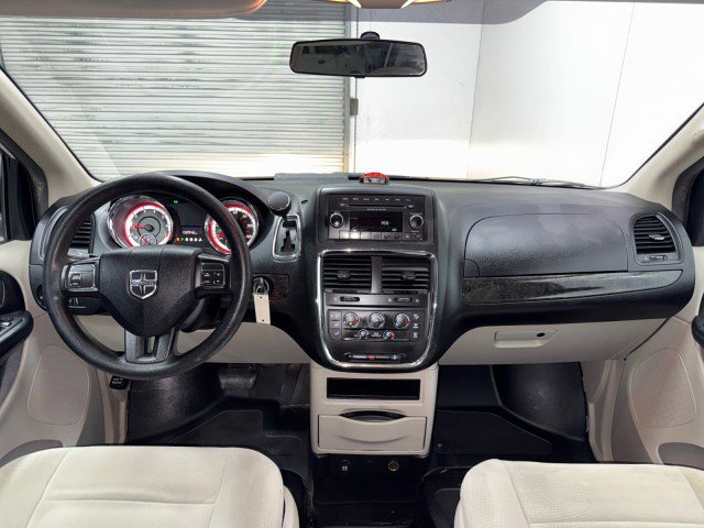 Used 2016 Dodge Grand Caravan SE w/ Quick Order Package 29E SE image 15
