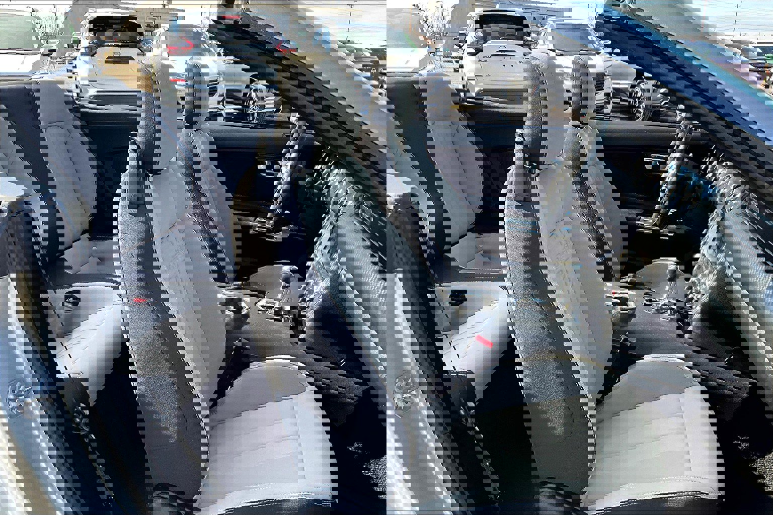 Used 2022 Ford Mustang Convertible w/ Equipment Group 101A image 7