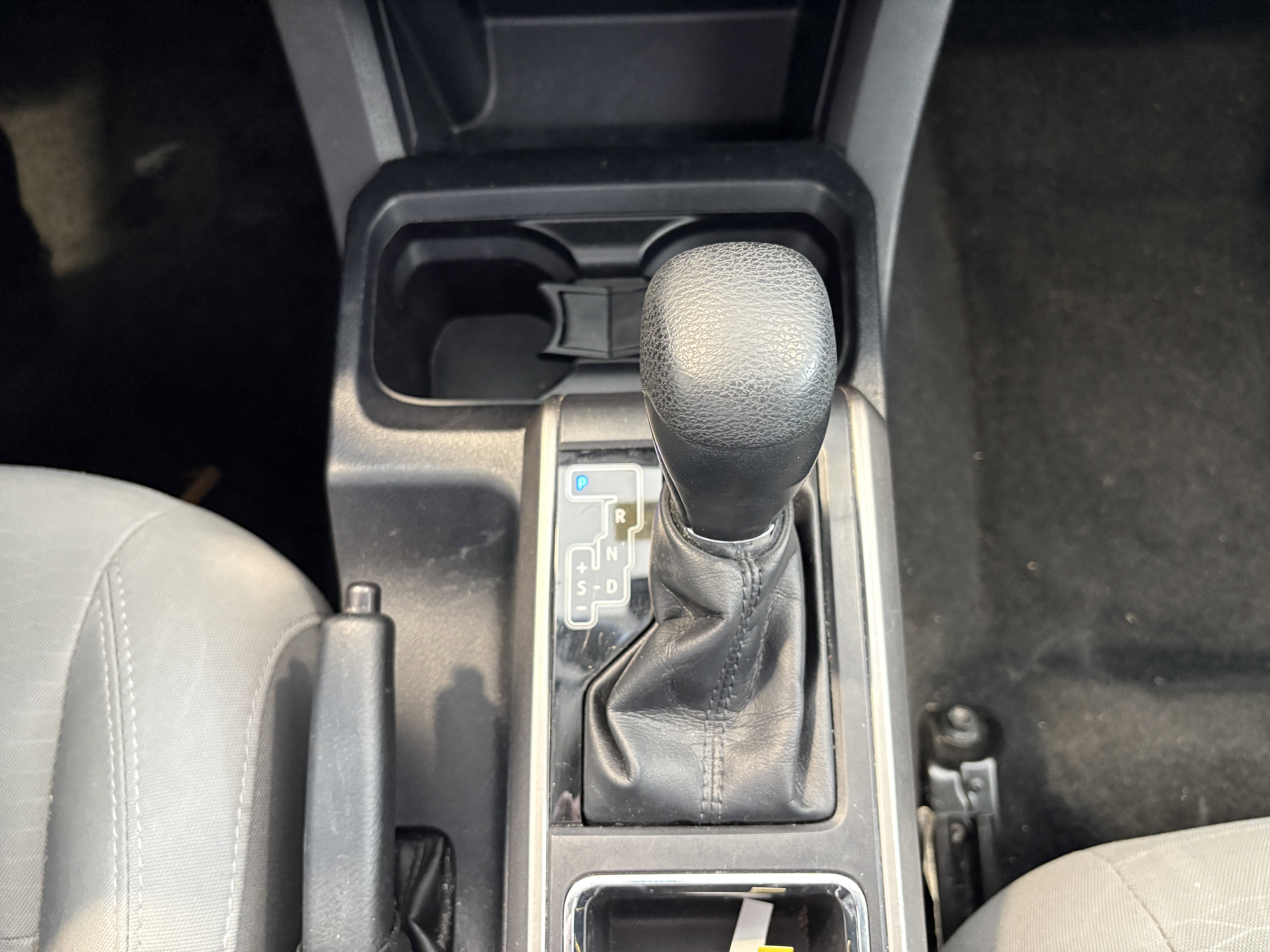 Used 2017 Toyota Tacoma SR5 image 16