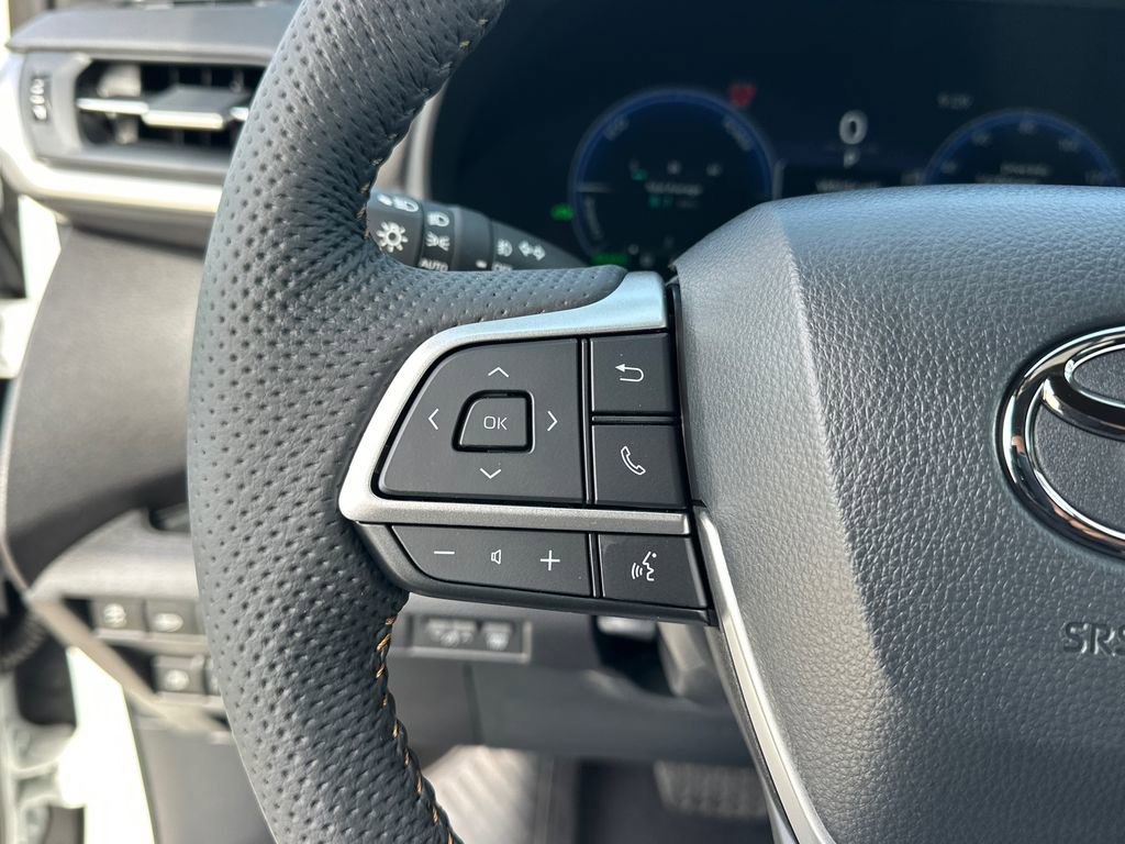 New 2026 Toyota Sienna XLE Woodland Edition image 24