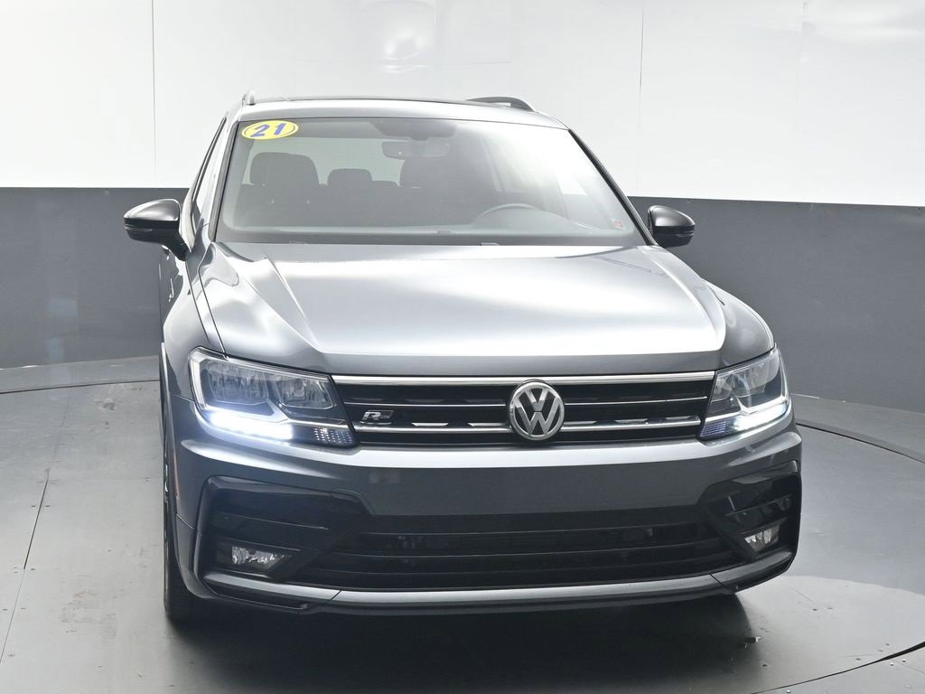 Used 2021 Volkswagen Tiguan SE R-Line image 3