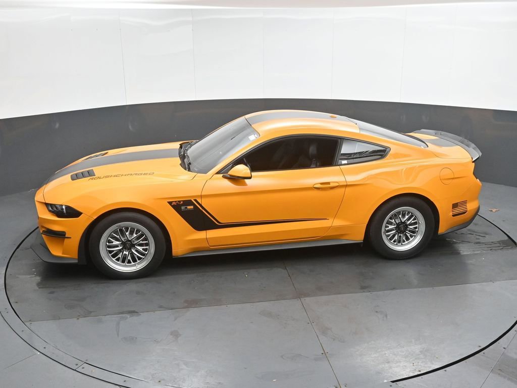 Used 2019 Ford Mustang GT Premium w/ GT Performance Package RWD image 41