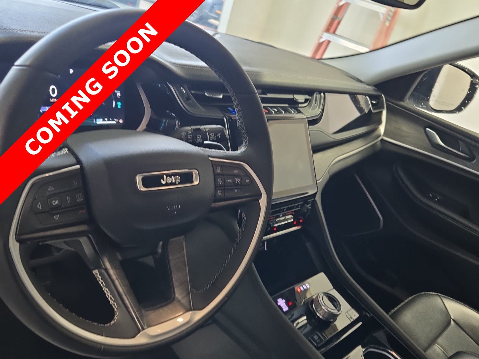 Used 2023 Jeep Grand Cherokee 4WD 4xe image 6