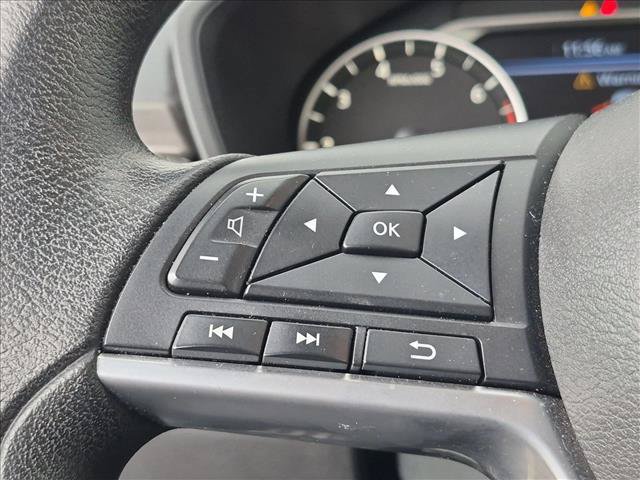 Used 2025 Nissan Altima 2.5 SV FWD image 16
