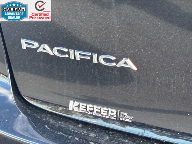Certified 2024 Chrysler Pacifica Touring-L image 13