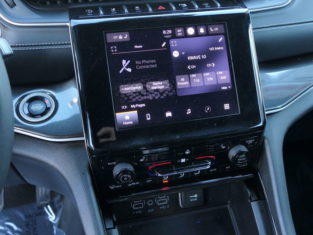 Used 2023 Jeep Grand Cherokee L Laredo image 17