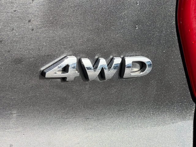 Certified 2019 Ford Explorer XLT w/ Equipment Group 202A AWD/4WD image 10