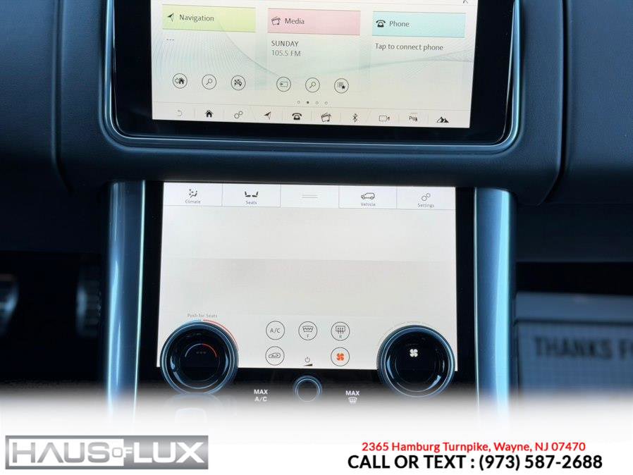 Used 2020 Land Rover Range Rover Sport HST image 28