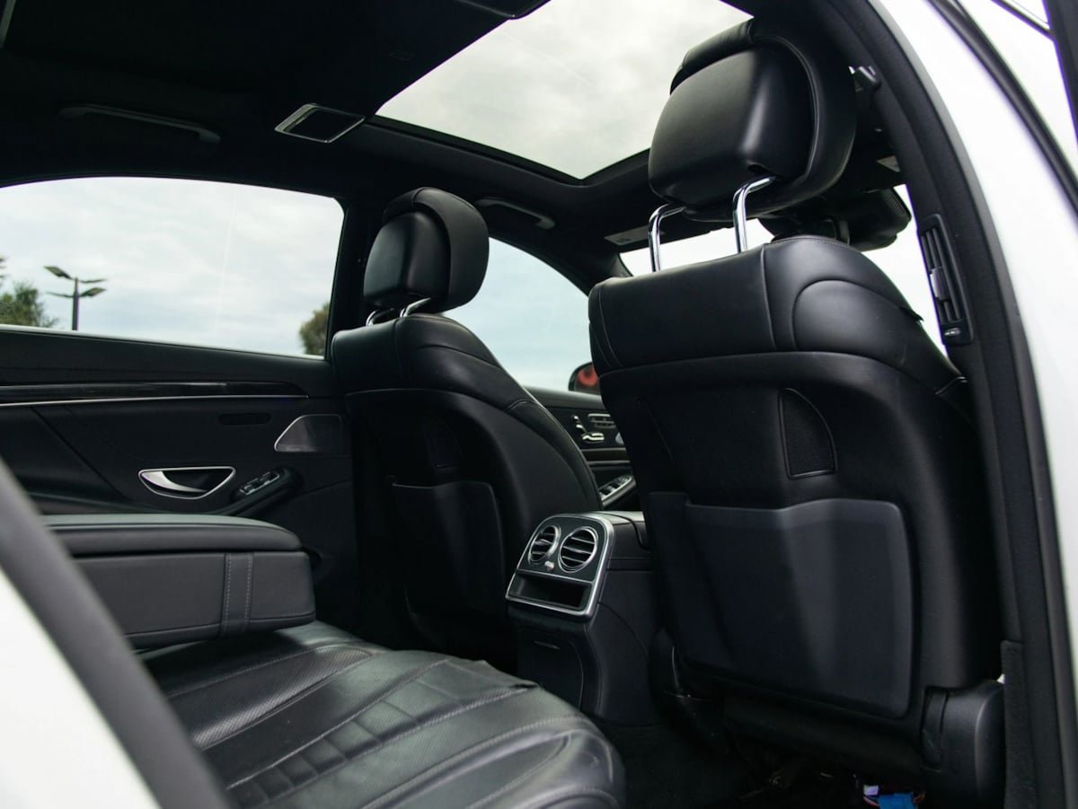 Used 2015 Mercedes-Benz S 550 Sedan image 28