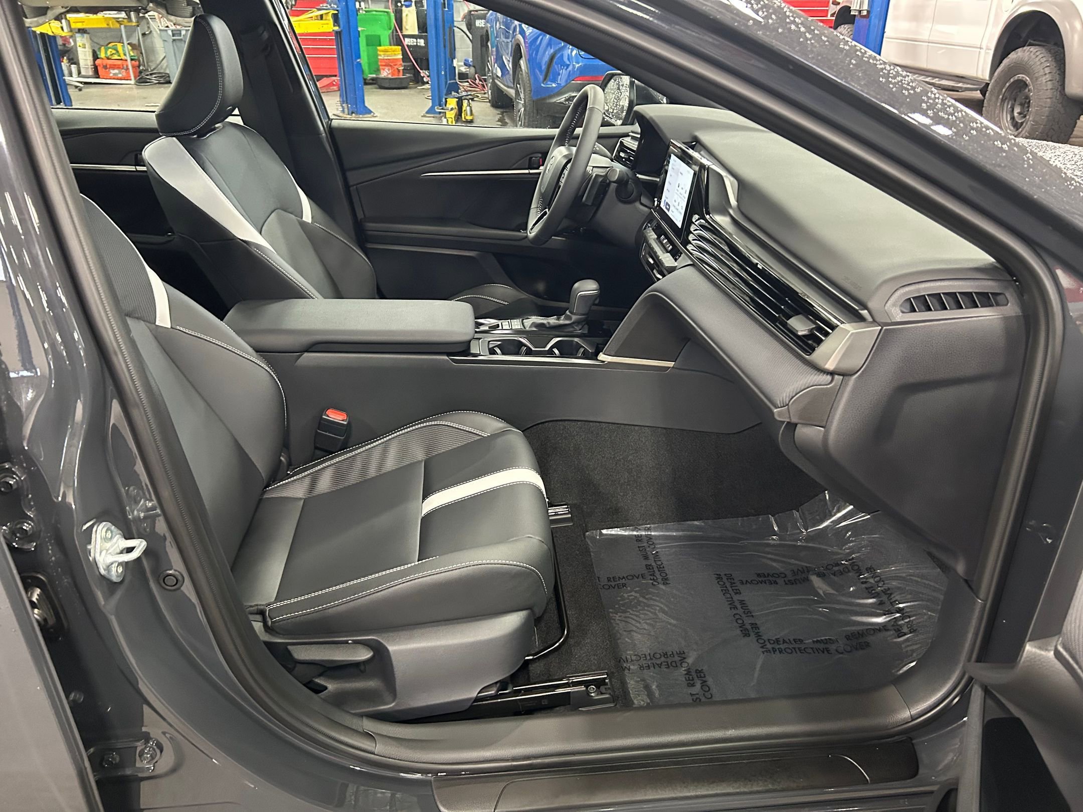 Certified 2026 Toyota Camry SE w/ Convenience Package image 28