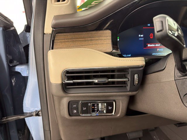 Certified 2024 Lincoln Corsair Grand Touring w/ Equipment Group 301A AWD/4WD image 21