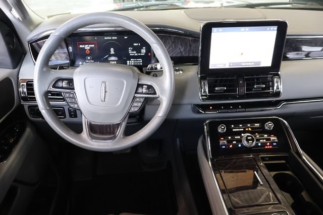 Used 2020 Lincoln Navigator Reserve RWD image 19