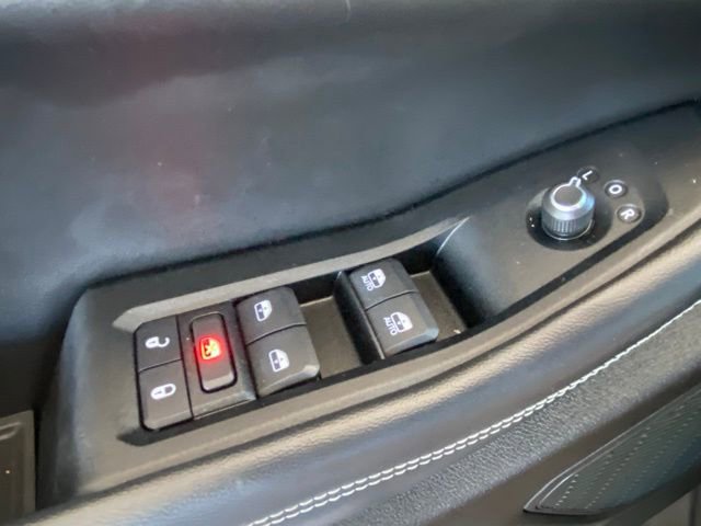 Used 2023 Jeep Grand Cherokee Altitude image 19
