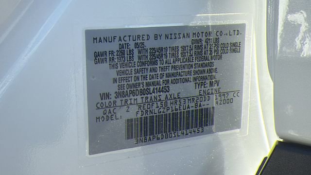 New 2025 Nissan Kicks SR image 30