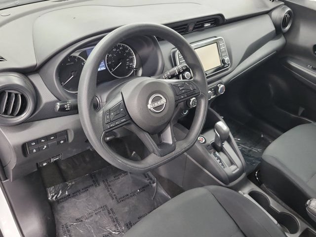 Used 2024 Nissan Kicks S FWD image 18