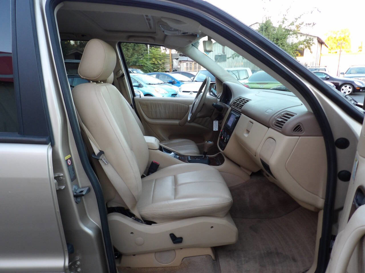 Used 2002 Mercedes-Benz ML 320 4MATIC image 6