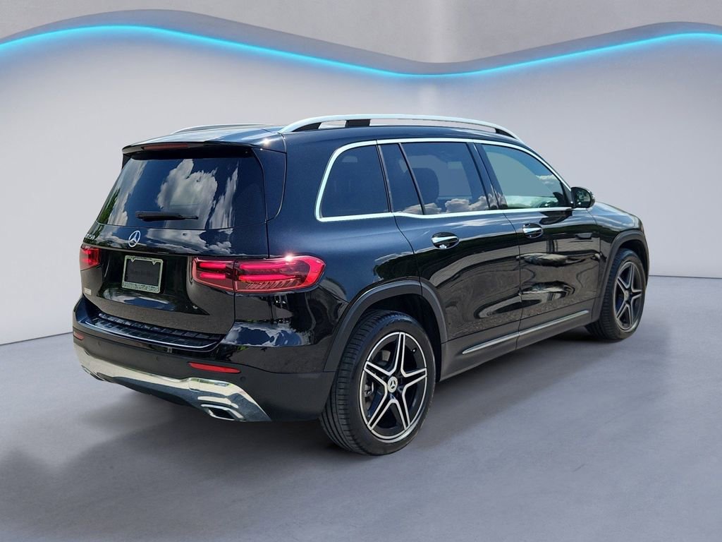 Used 2024 Mercedes-Benz GLB 250 image 4