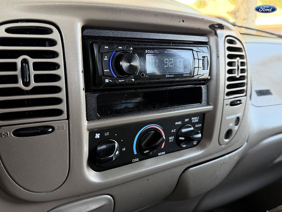 Used 2003 Ford F150 XLT RWD image 18