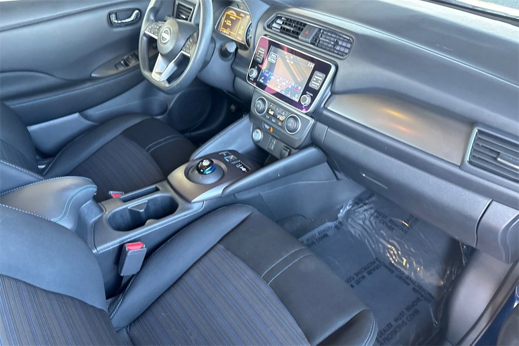 Used 2023 Nissan Leaf S image 15