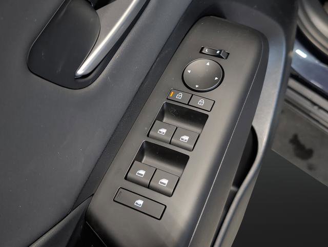 New 2026 Hyundai Kona SEL Premium AWD/4WD image 29