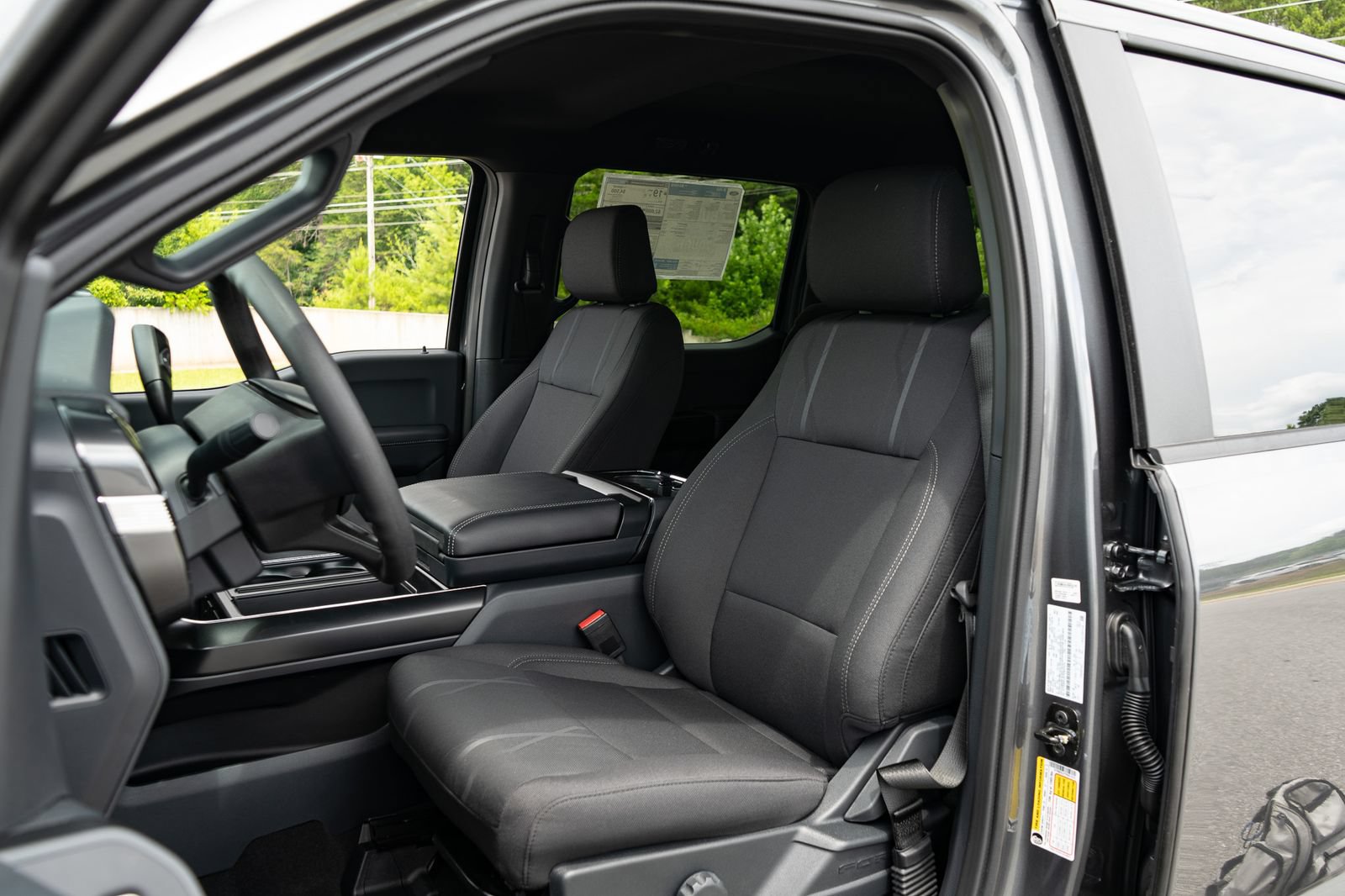 New 2026 Ford F150 STX w/ F-150 LOBO Package AWD/4WD image 15