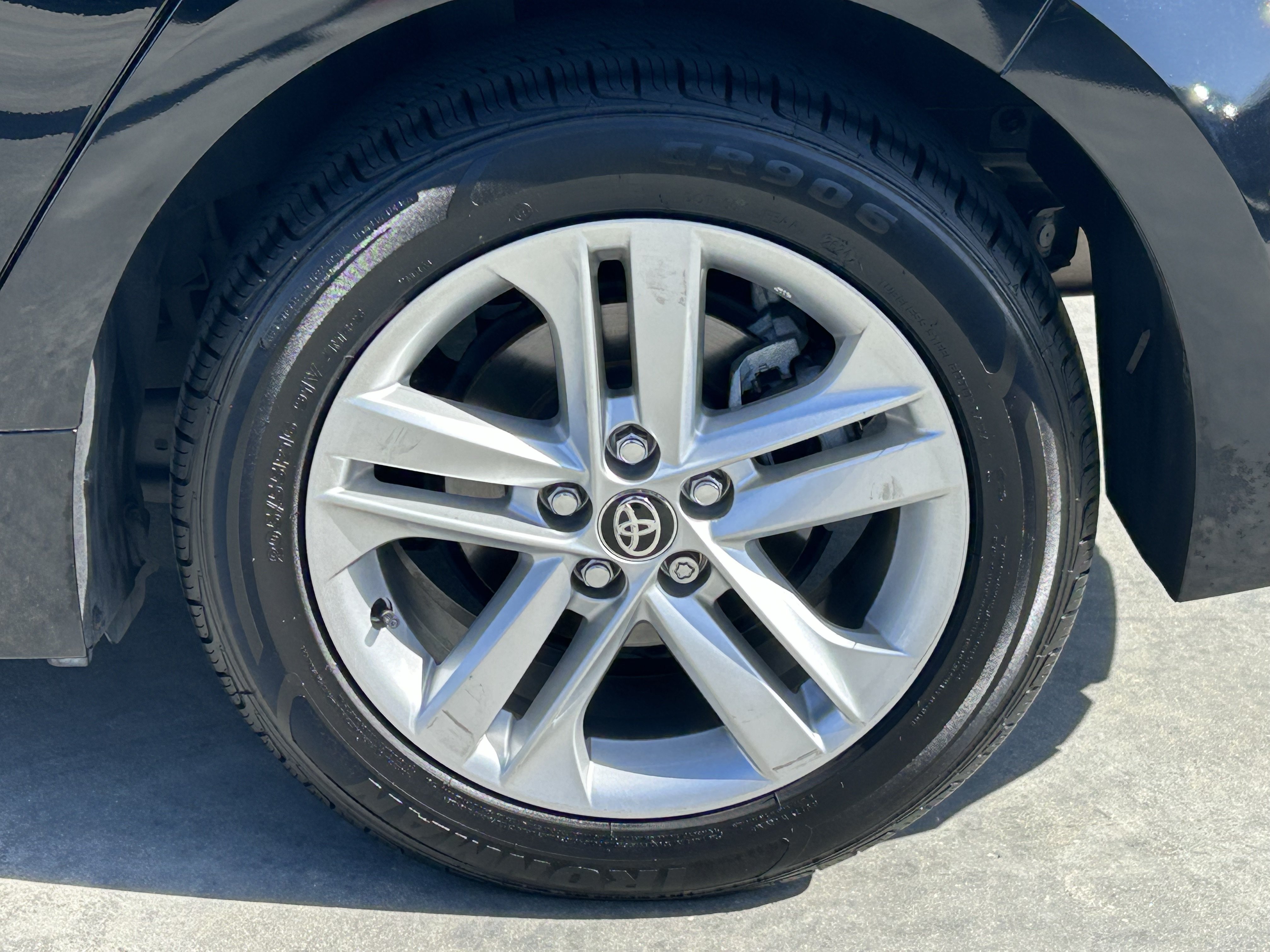 Certified 2020 Toyota Corolla SE w/ Carpet Mat Package FWD image 8