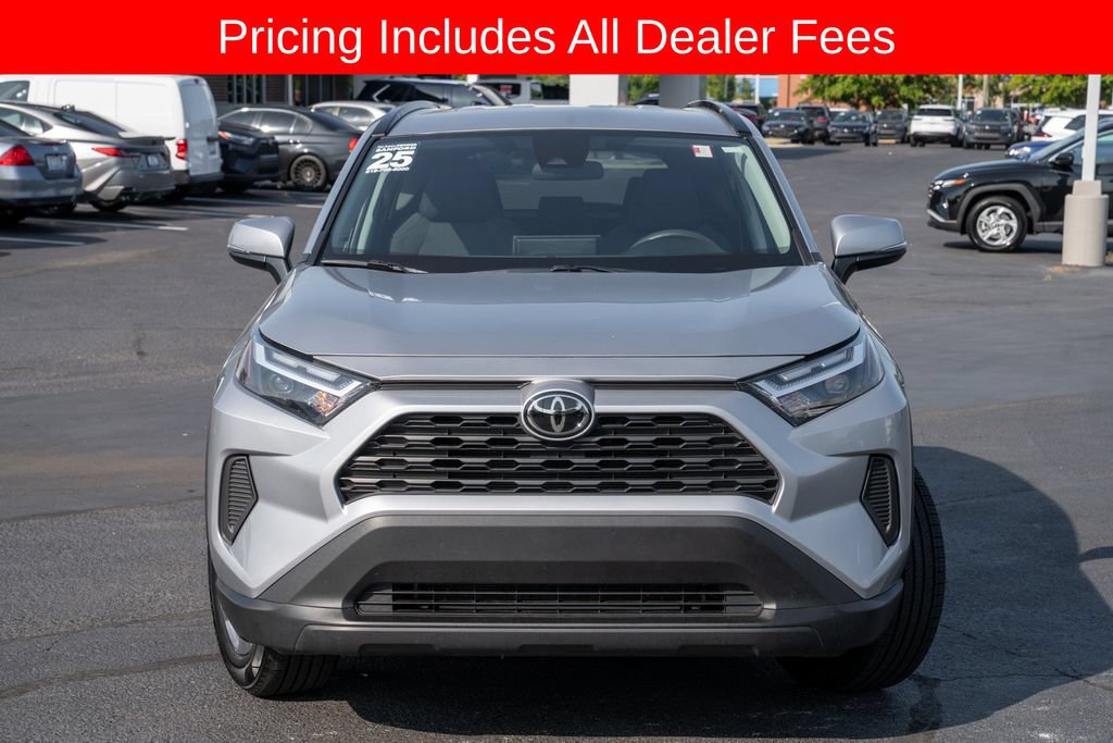 Used 2025 Toyota RAV4 XLE FWD image 2