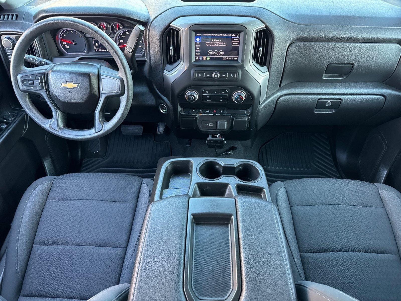 Used 2022 Chevrolet Silverado 1500 Custom image 15