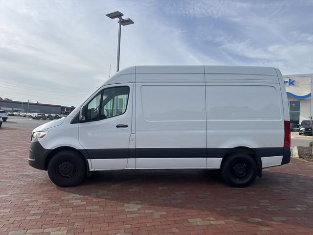 Used 2025 Mercedes-Benz Sprinter 2500 image 3