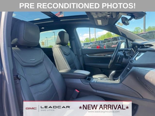 Used 2023 Cadillac XT5 Sportv w/ Platinum Package AWD/4WD image 12