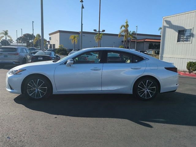 Used 2025 Lexus ES 350 w/ Premium Package image 8