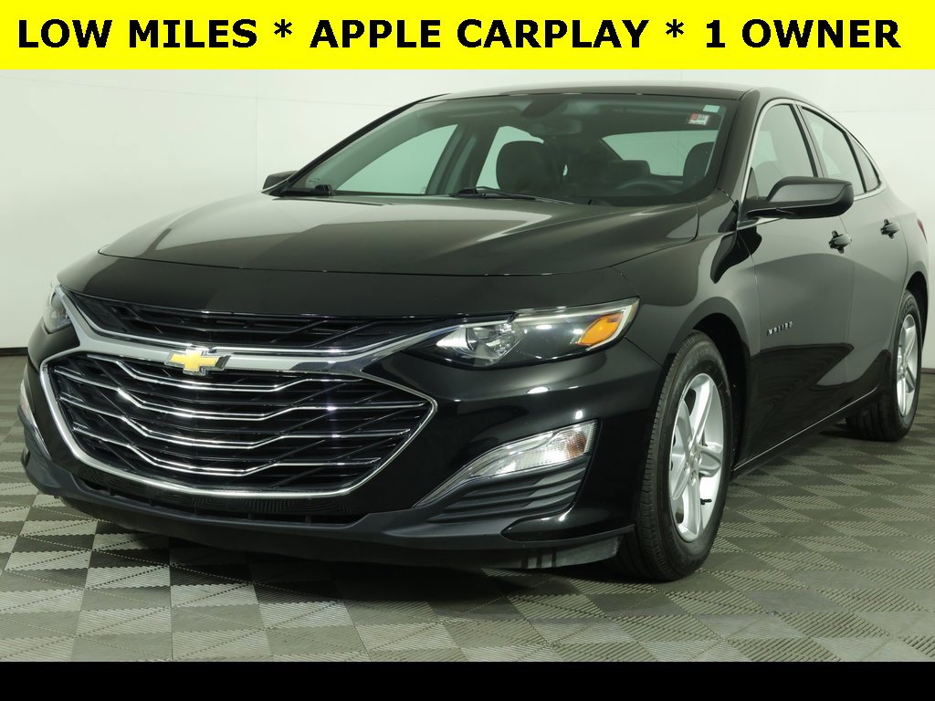 Used 2021 Chevrolet Malibu LS image 1