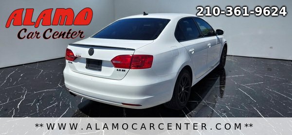 Used 2011 Volkswagen Jetta SE FWD image 5