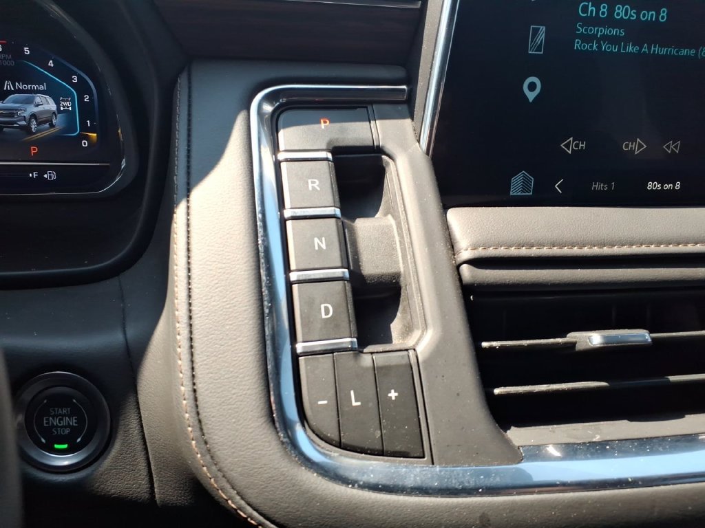 Used 2024 Chevrolet Tahoe High Country w/ LPO, Illumination Package AWD/4WD image 21