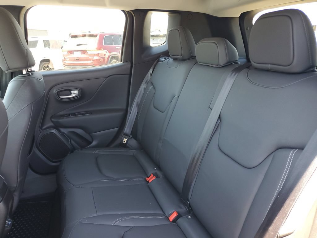 Used 2023 Jeep Renegade Limited AWD/4WD image 27