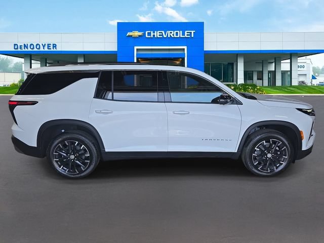 New 2026 Chevrolet Traverse LT w/ Sun and Wheel Package AWD/4WD image 5