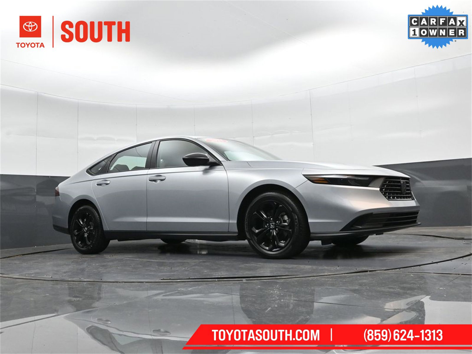 Used 2025 Honda Accord SE image 32