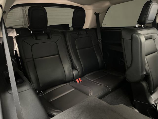 Used 2023 Lincoln Aviator Reserve w/ Elements Package Plus image 33