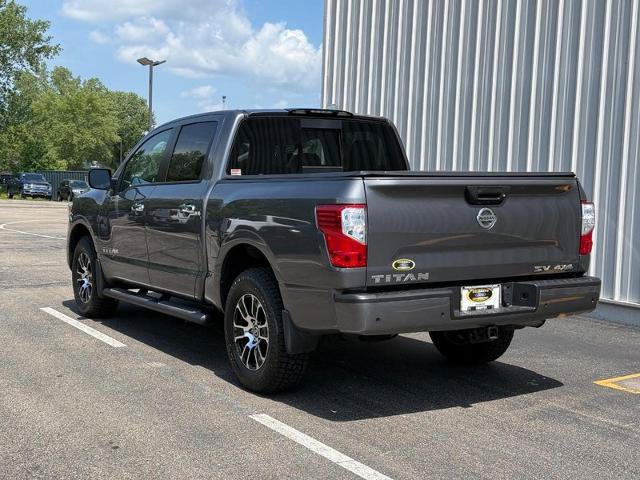 Used 2021 Nissan Titan SV w/ SV Convenience Package AWD/4WD image 3
