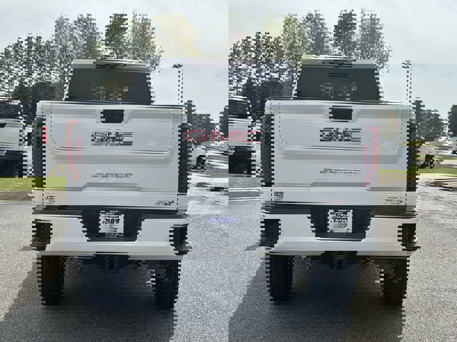 Used 2026 GMC Sierra 2500 AT4 w/ AT4 Premium Plus Package image 9