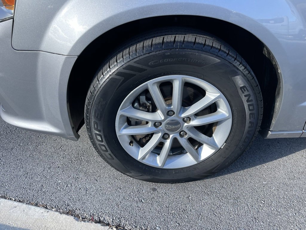 Used 2019 Dodge Grand Caravan SXT image 31