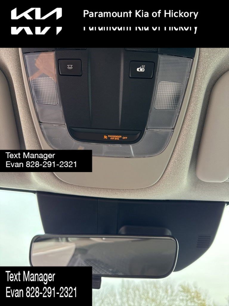 Used 2023 Kia Niro LX image 24