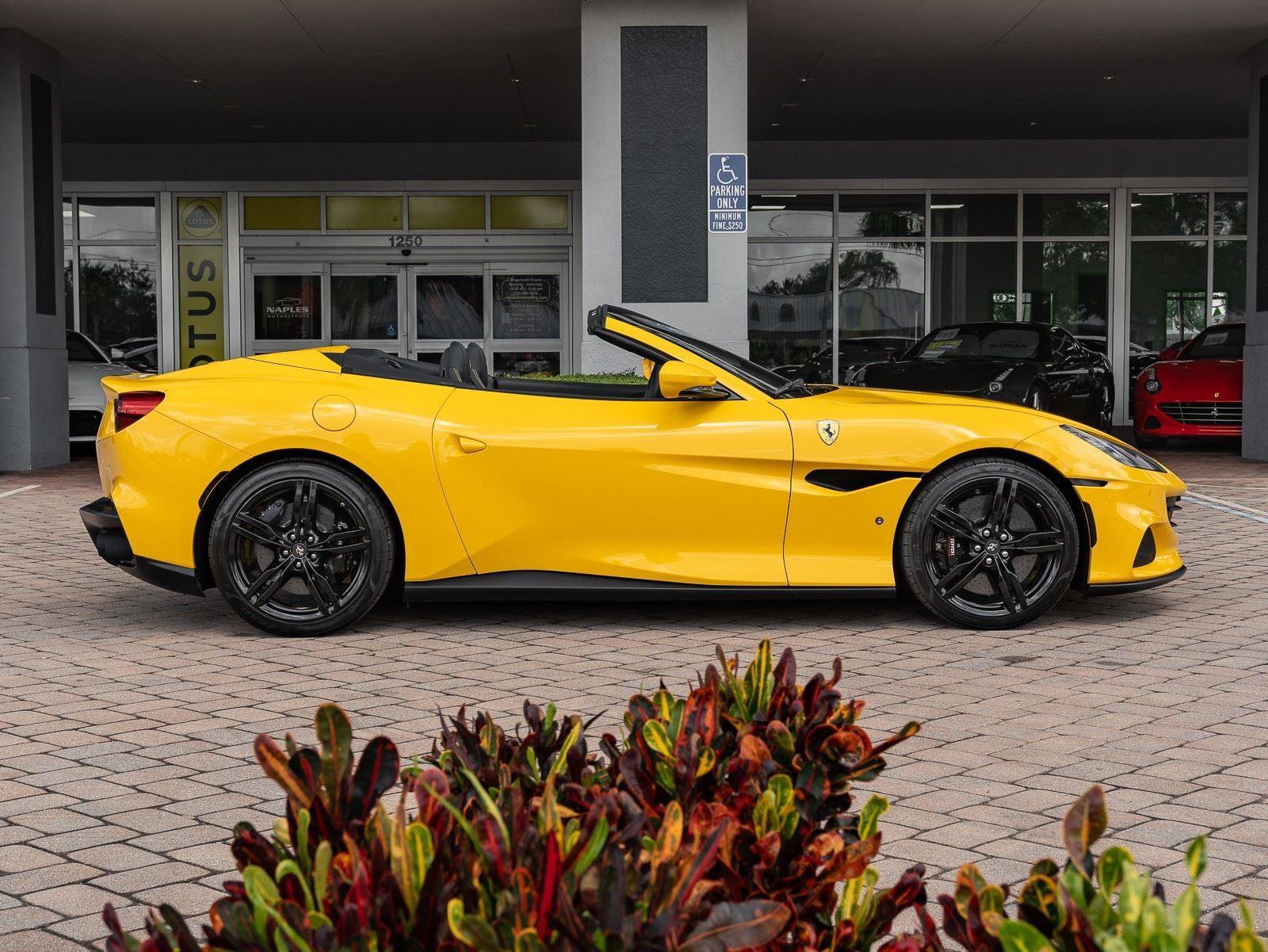 Used 2022 Ferrari Portofino M image 38